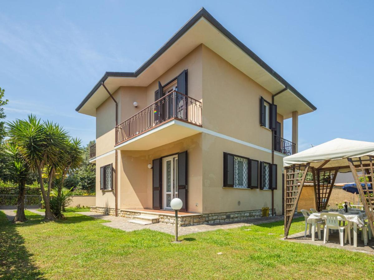Holiday Home Antonia By Interhome Marina di Pietrasanta Exterior foto